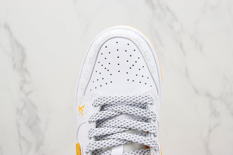 Louis Vuitton x Nike Dunk Low "Yellow/White/Silver" фото № 4