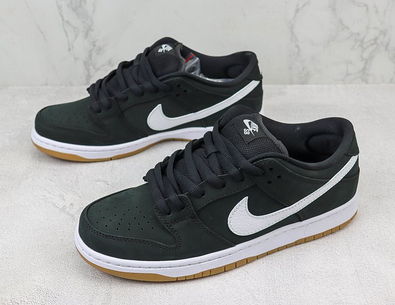 Nike Dunk Low "Black Gum" фото № 5