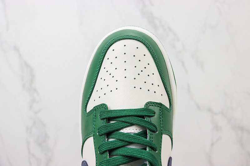 Nike Dunk Low "Gorge Green" фото № 4