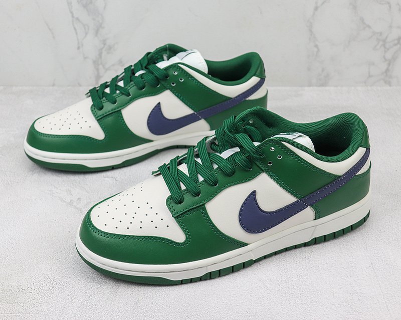 Nike Dunk Low "Gorge Green" фото № 5