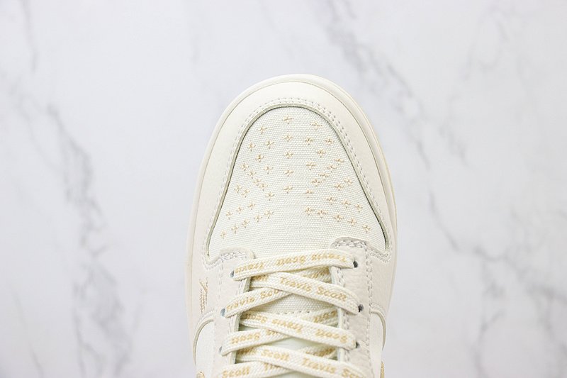 Nike Dunk Low "Pearl White/Coconut Milk" фото № 4