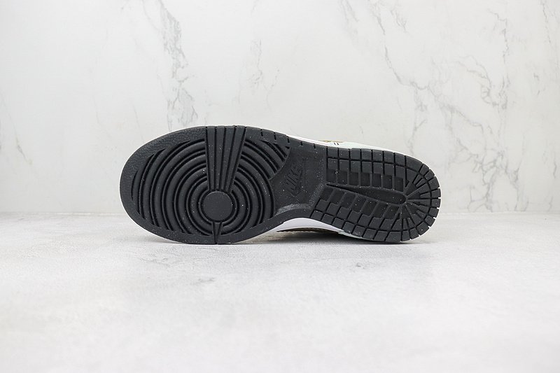 Nike Dunk Low "Disrupt 2/Tan" фото № 8