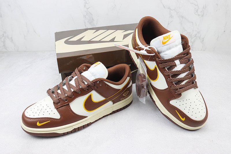 Nike Dunk Low "Diamond/Gold/Brown" фото № 7