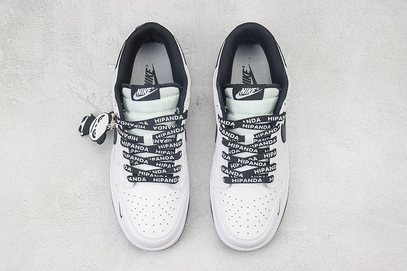 HIPANDA x Nike Dunk Low "White/Black/Mini Swoosh" фото № 7