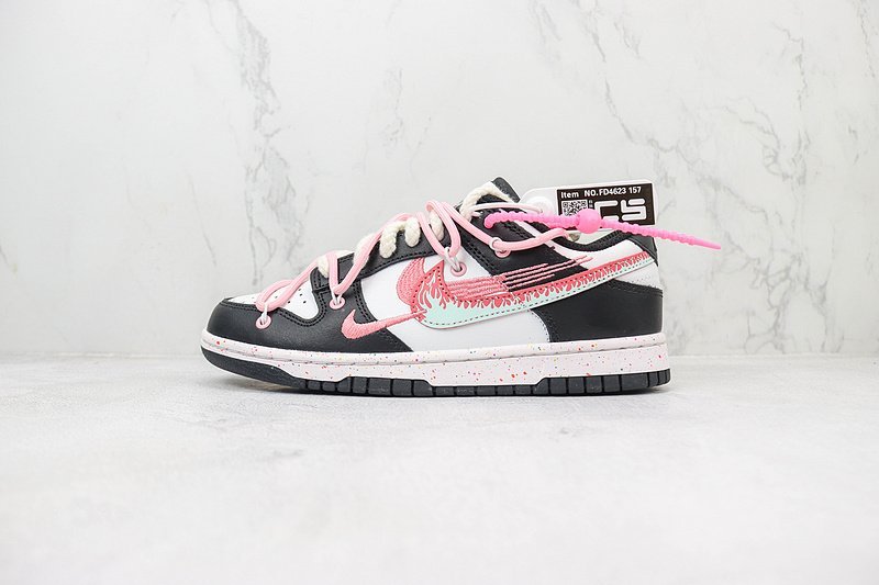 Nike Dunk Low Custom "Multiple Swooshes/Pink" фото № 2