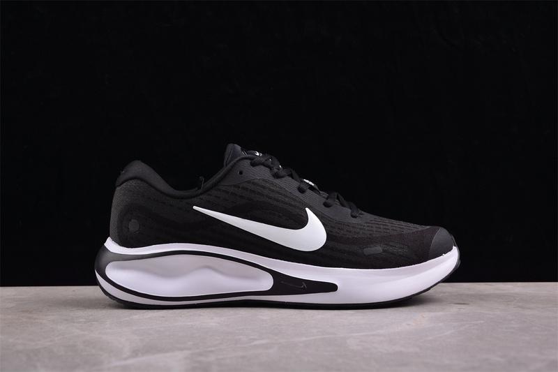 Nike Journey Run "Black/Anthracite/White" фото № 2