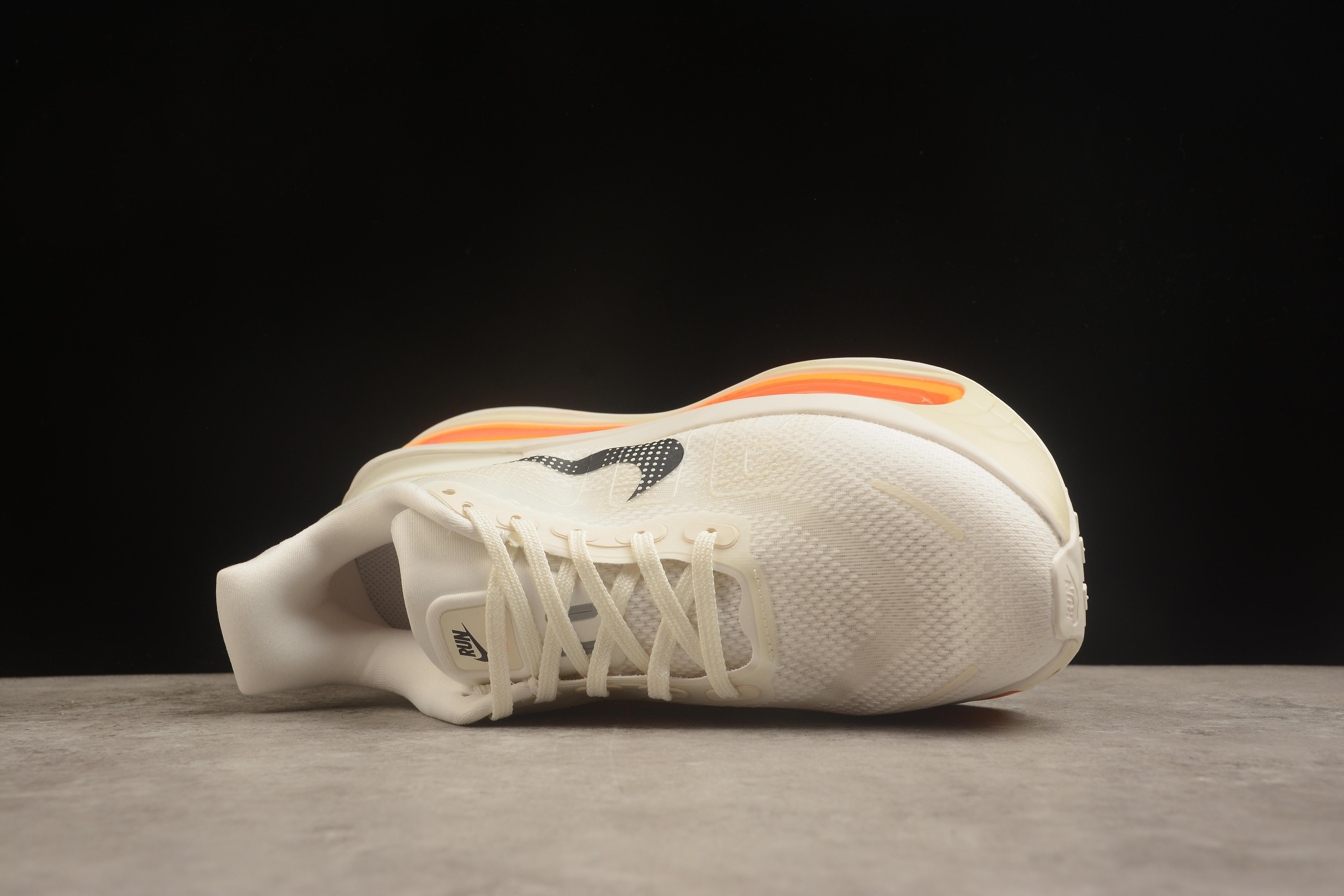 Nike Vomero Premium "Oatmeal/Smokey Mauve" фото № 8