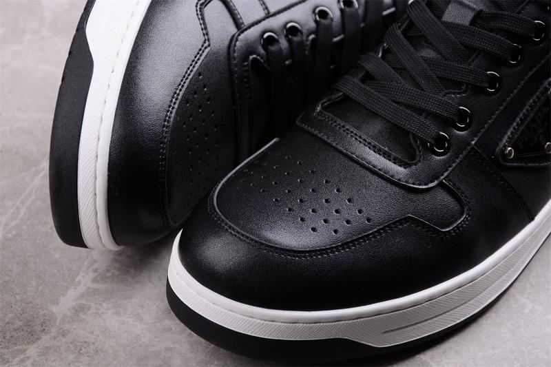 Prada Leather Downtown Triangle Sneakers "Black" фото № 8
