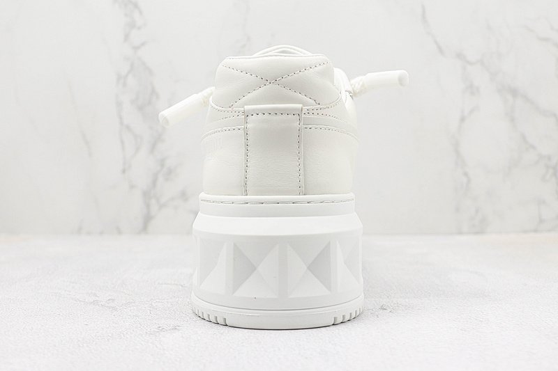 Valentino Garavani One Studio "White" фото № 9