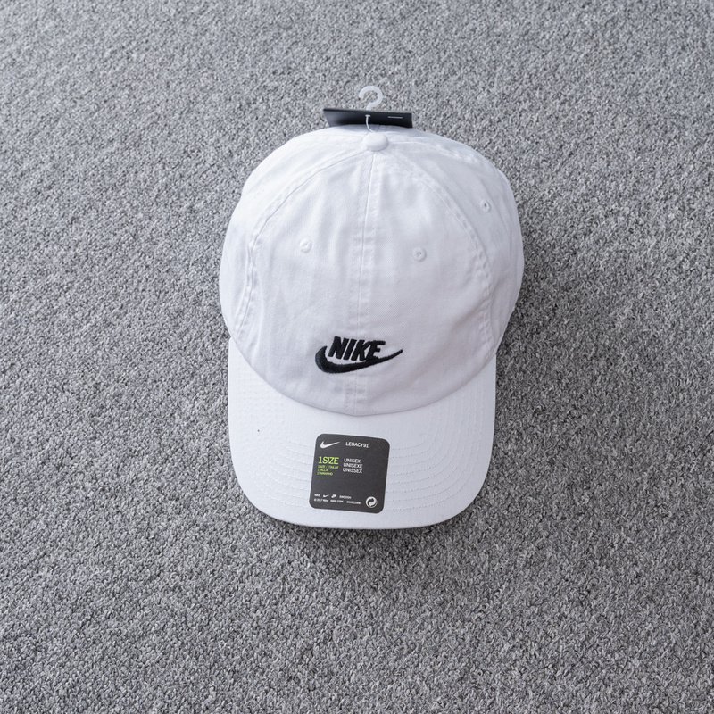 Кепка Nike With Text Logo "White" фото № 2