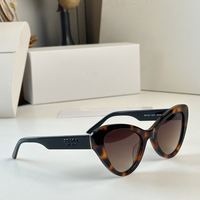 Солнцезащитные очки Prada Triangle Form Frame With Logo Inscription "Brown/Black" фото № 3