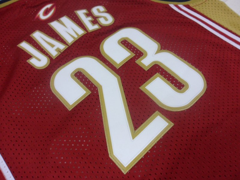 Баскетбольная Джерси Adidas Cleveland Cavaliers №23 LeBron James "Red" фото № 2