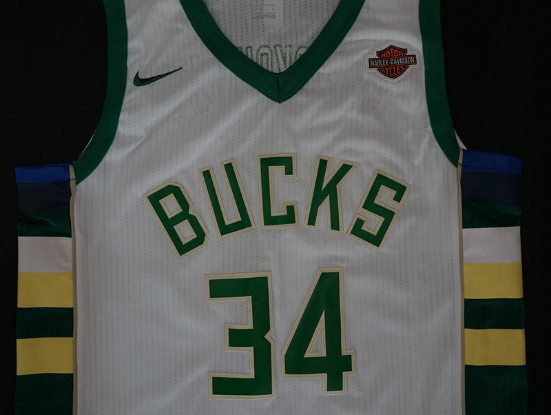 Баскетбольная Джерси Nike Milwaukee Bucks 17-18 №34 Giannis Antetokounmpo With Logo "White" фото № 7