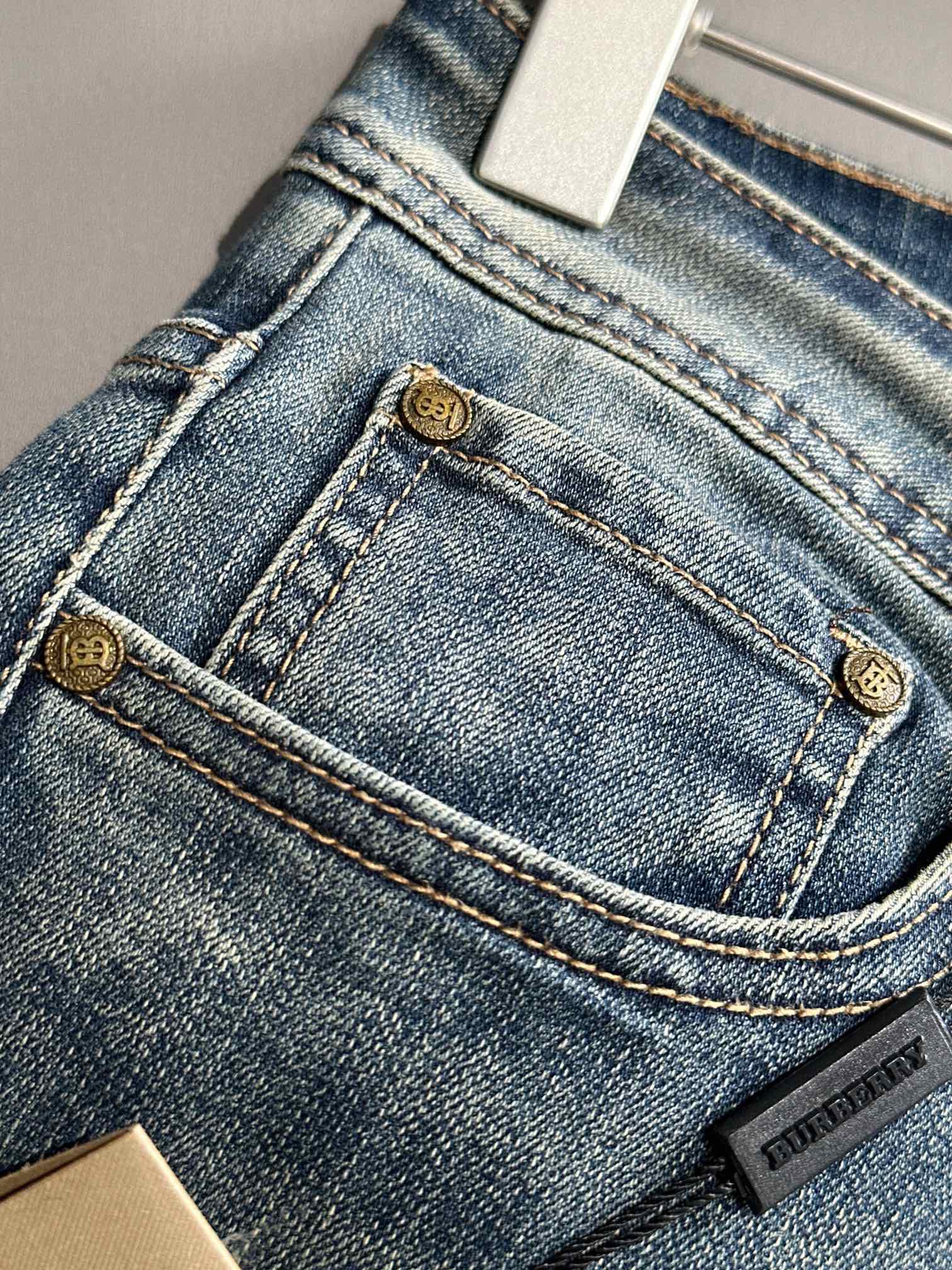 Джинсы Burberry Backside Stripe Gold Logo BT And Two Horses "Blue" фото № 7