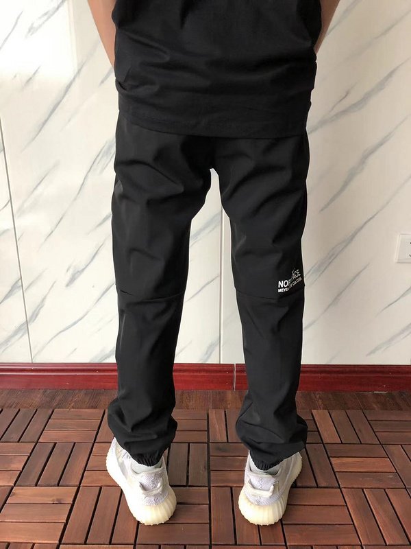 Спортивные штаны The North Face Stripe And Logo On Knees "Black" фото № 9