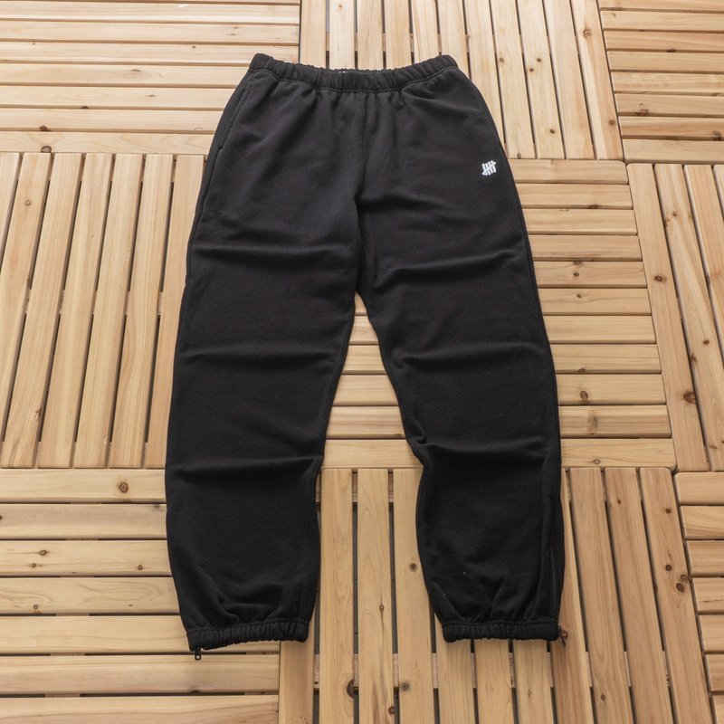 Спортивные Штаны Undefeated Back Pocket "Black" фото № 4