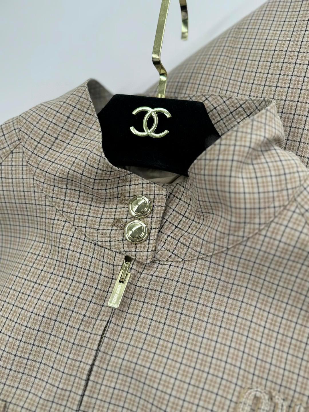 Бомбер Miu Miu Frontside Brown Logo Two Frontside Pockets "Brown" фото № 6