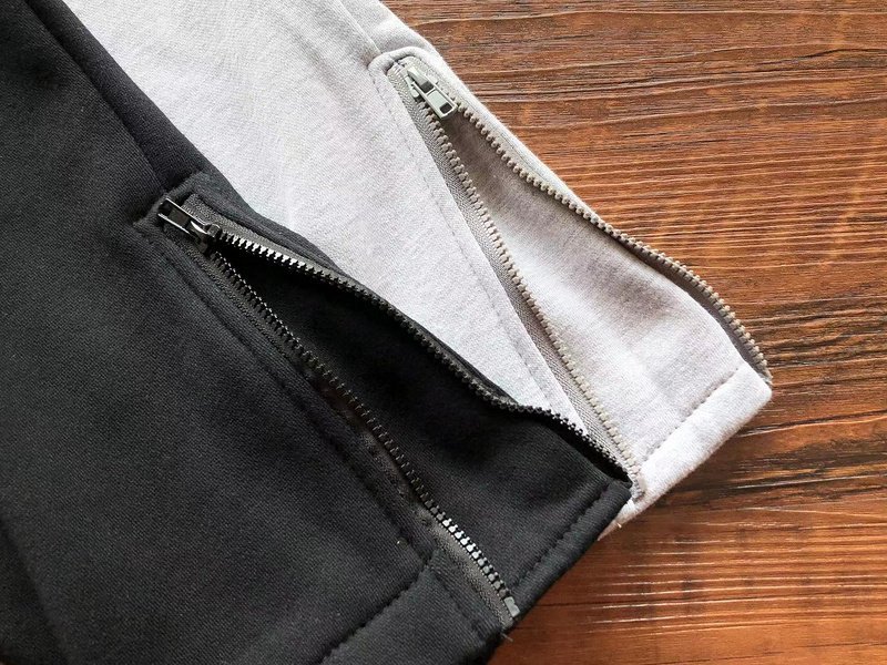 Штаны Trapstar Big Logo Inscription And Wide Front Pocket "Gray" фото № 4