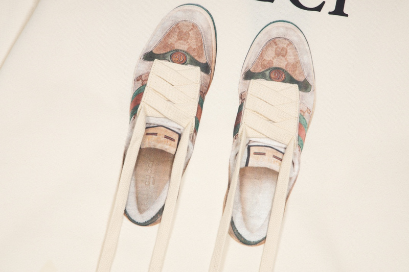 Лонгслив Gucci The Illusion Sneakers "Beige" фото № 2