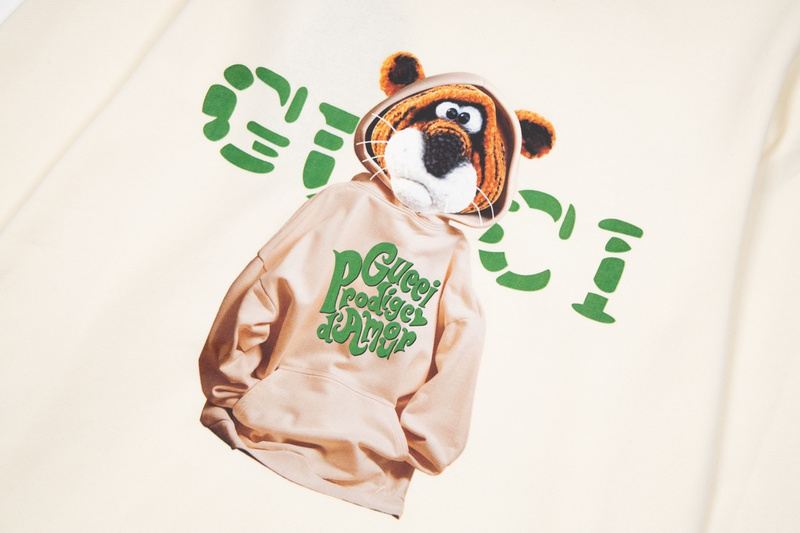Лонгслив Gucci Tiger In A Hoodie "White" фото № 3