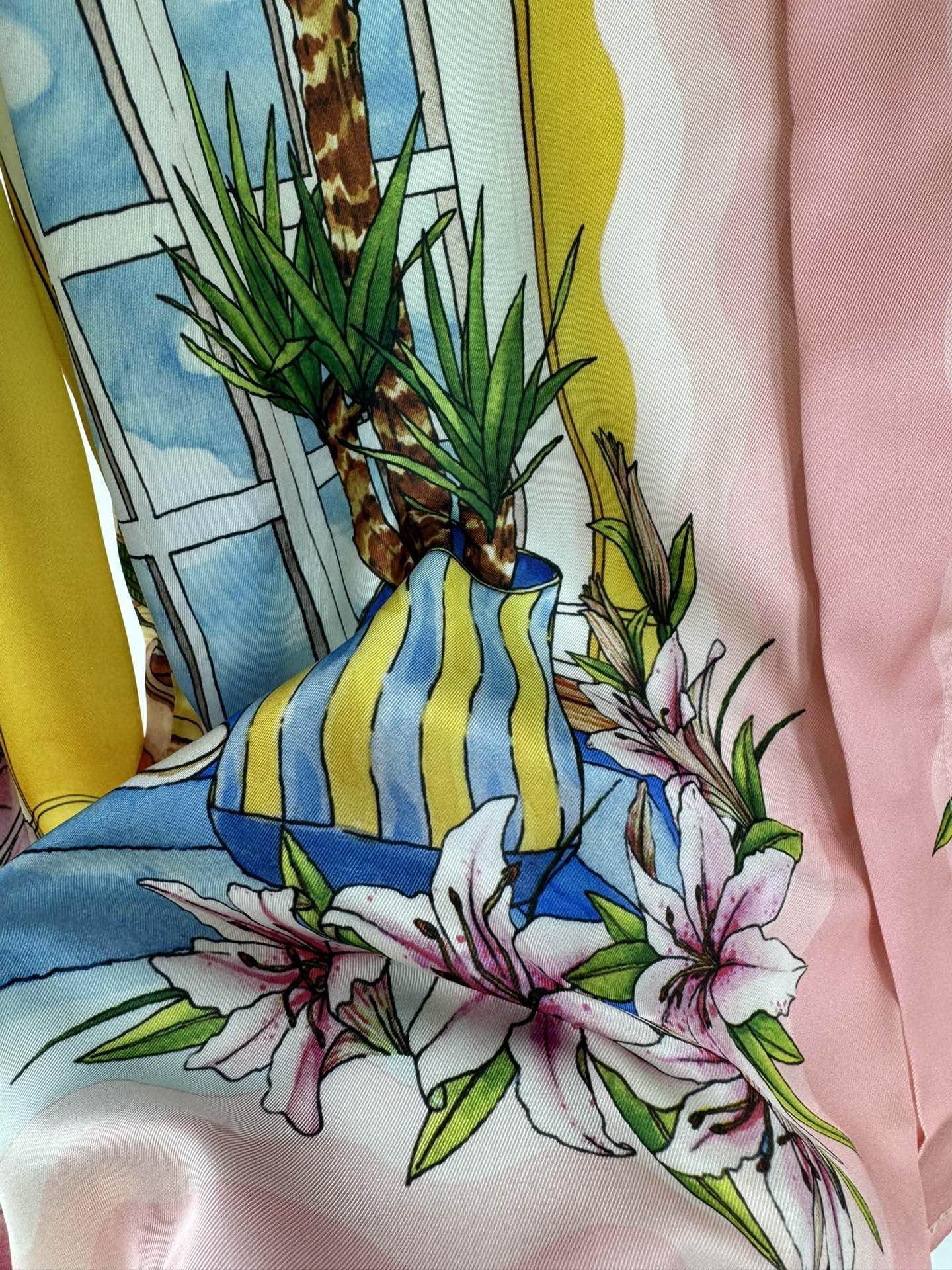 Рубашка Casablanca Dog White Sofa Big Windows "Yellow" фото № 4