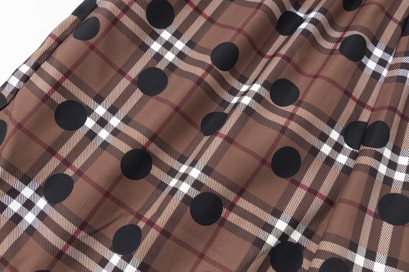 Шорты Burberry With Black Dots "Brown" фото № 3