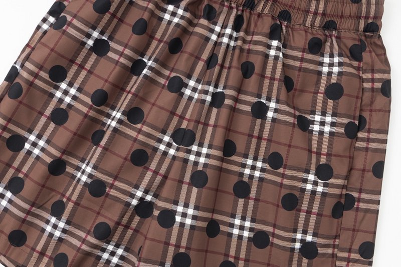 Шорты Burberry With Black Dots "Brown" фото № 8