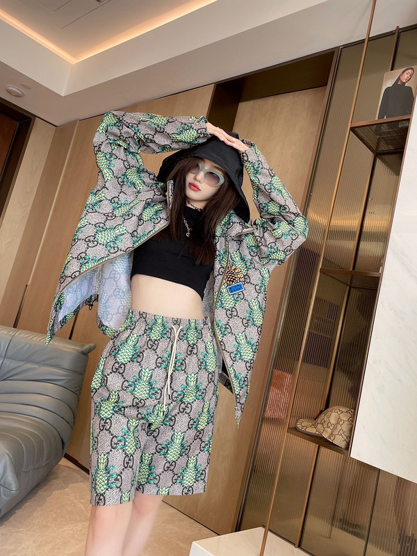 Шорты GUCCI Fruit Print "Grey, Green" фото № 4