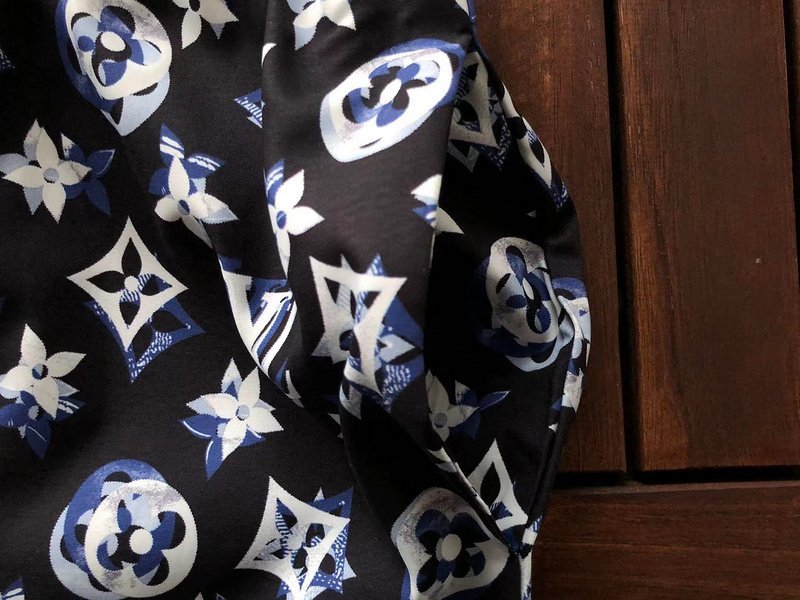 Шорты Louis Vuitton Logo Symbols With Shadow "Black" фото № 6