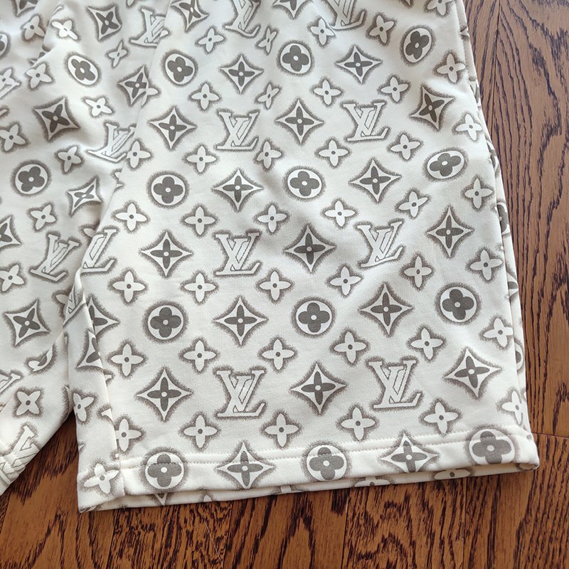 Шорты Louis Vuitton Cotton - Emblem Print "Cream/Gray" фото № 5