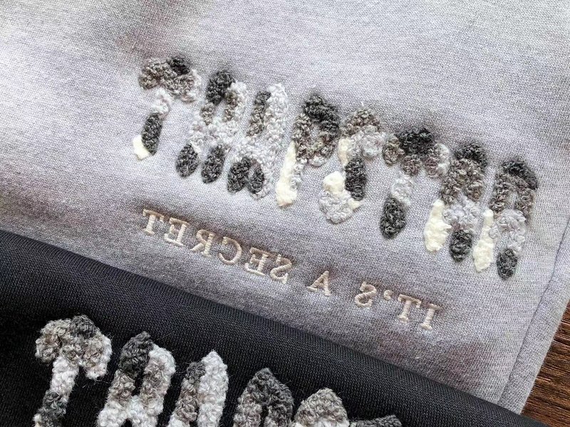 Штаны Trapstar Embroidered Front Logo On Multicolor Background With Small Mirror Inscription "Gray" фото № 3