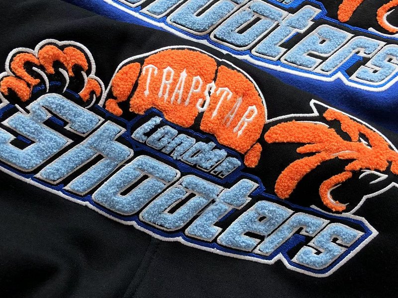 Штаны Trapstar Logo And Colorful Embroidered Panther Outlined By Line "Black" фото № 4