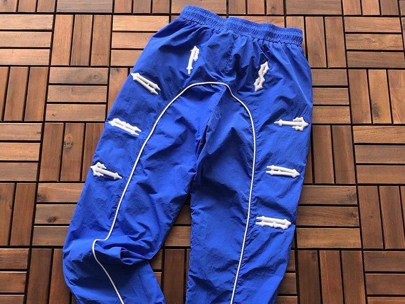 Спортивные штаны Trapstar Decorated By Stripe And Repeating Embroidered Logo "Blue" фото № 2