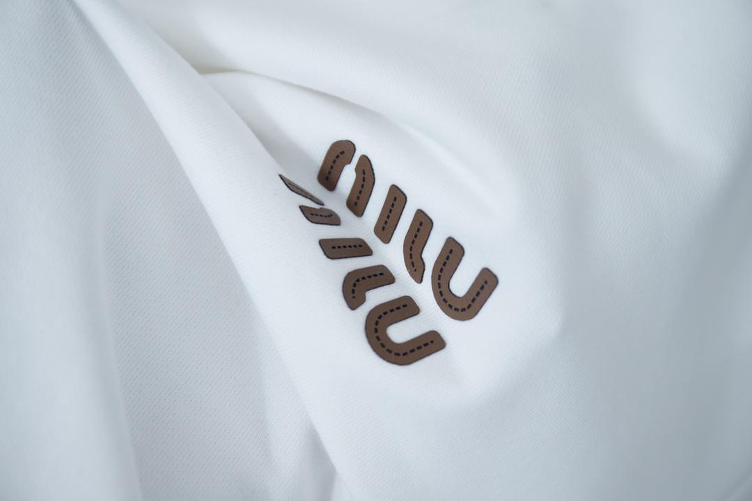 Свитшот Miu Miu Frontside Volumetric Brown Logotype "White" фото № 5