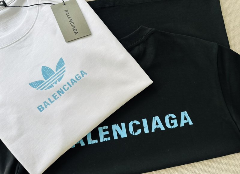 Футболка Balenciaga X Adidas With Blue Logo - Base "White" фото № 4