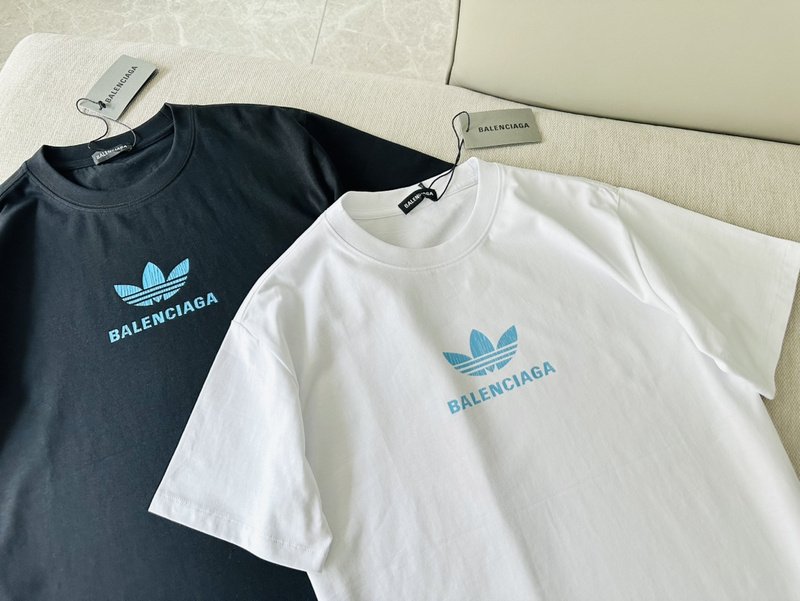 Футболка Balenciaga X Adidas With Blue Logo - Base "White" фото № 5