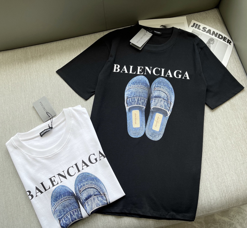 Футболка Balenciaga Picture of Shoes "White" фото № 4