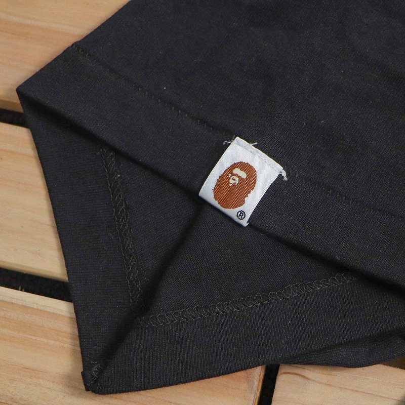 Футболка Bape Letters With Camouflage Background "Black" фото № 4