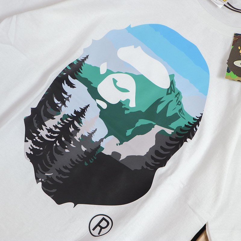 Футболка Bape Logo With Spruce Background "White" фото № 3