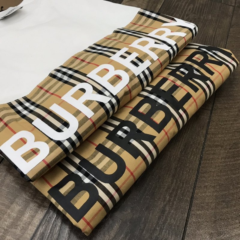 Футболка Burberry With Cage-Style Stripe "Black" фото № 2