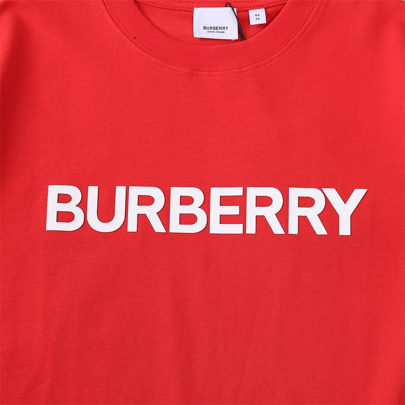 Футболка Burberry Plain With Front Logo Inscription "Red" фото № 3