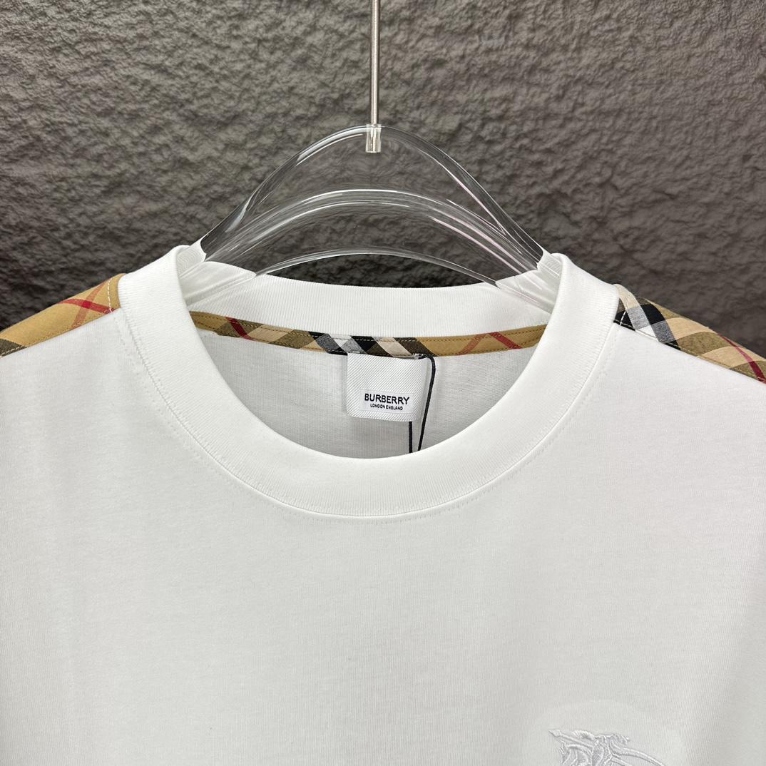 Футболка Burberry Checked Print On The Shoulders "White" фото № 2