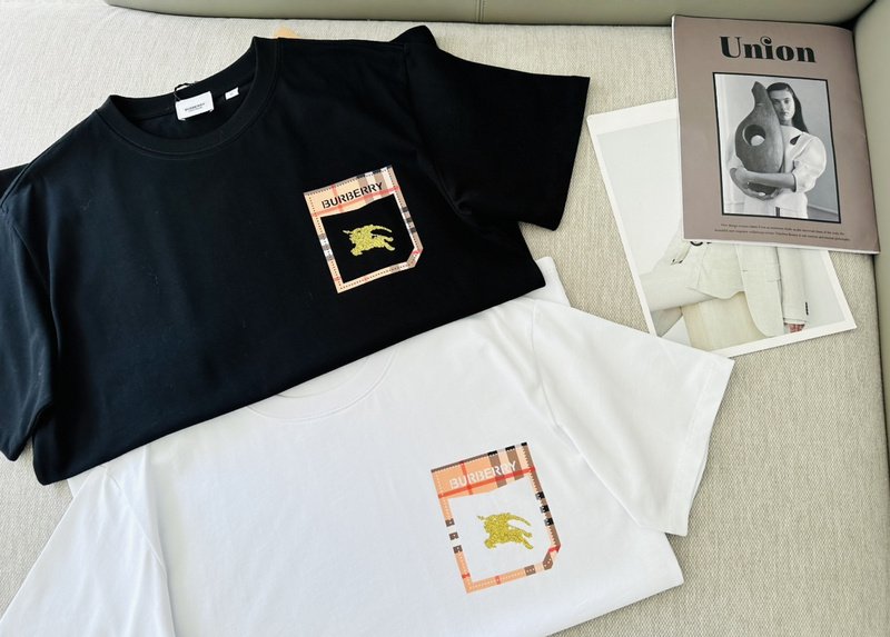 Футболка Burberry With A Shiny Brand Logo "White" фото № 7