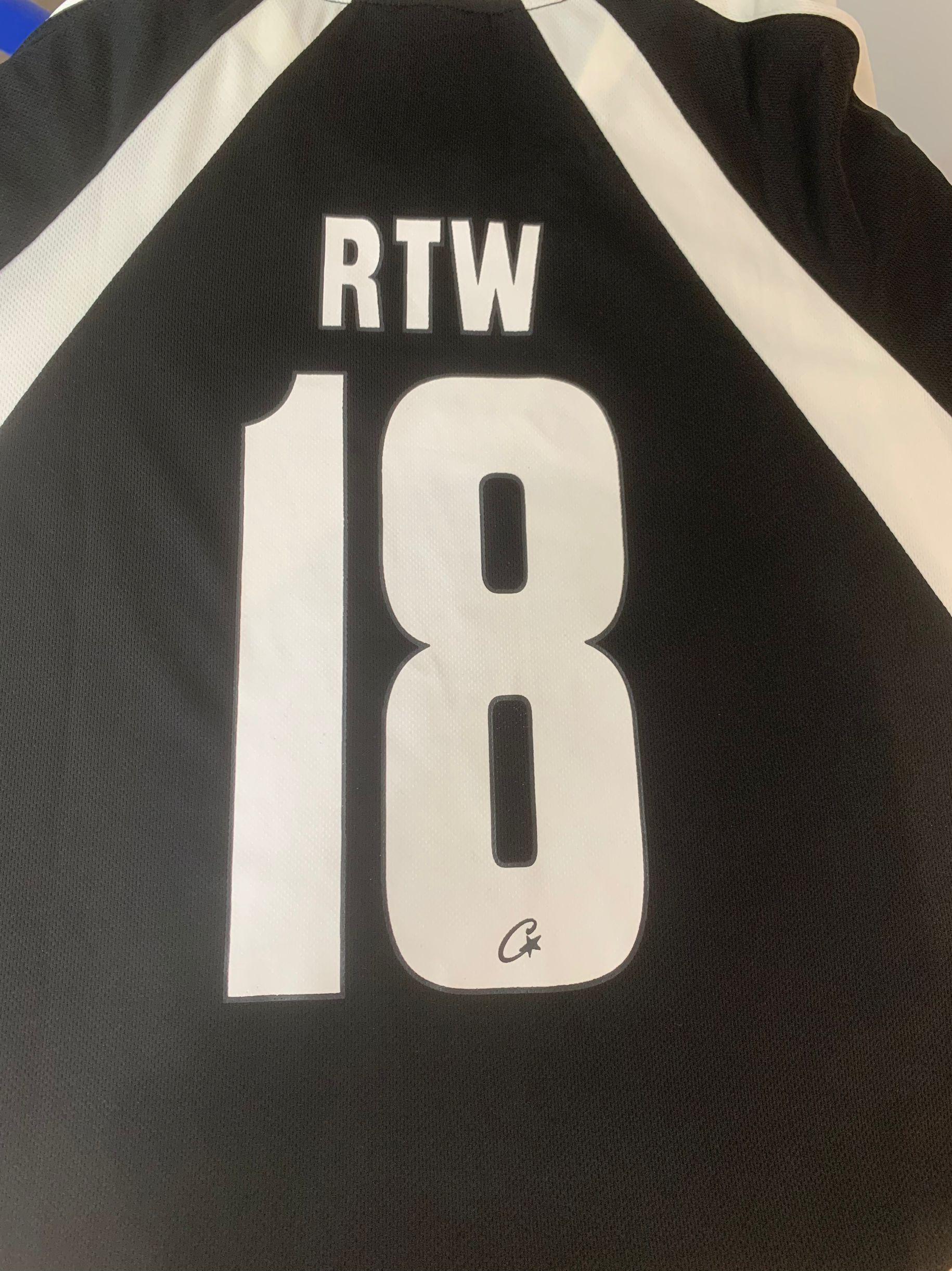 Футболка Corteiz Frontside Print Mountains RTW 18 "Black" фото № 3