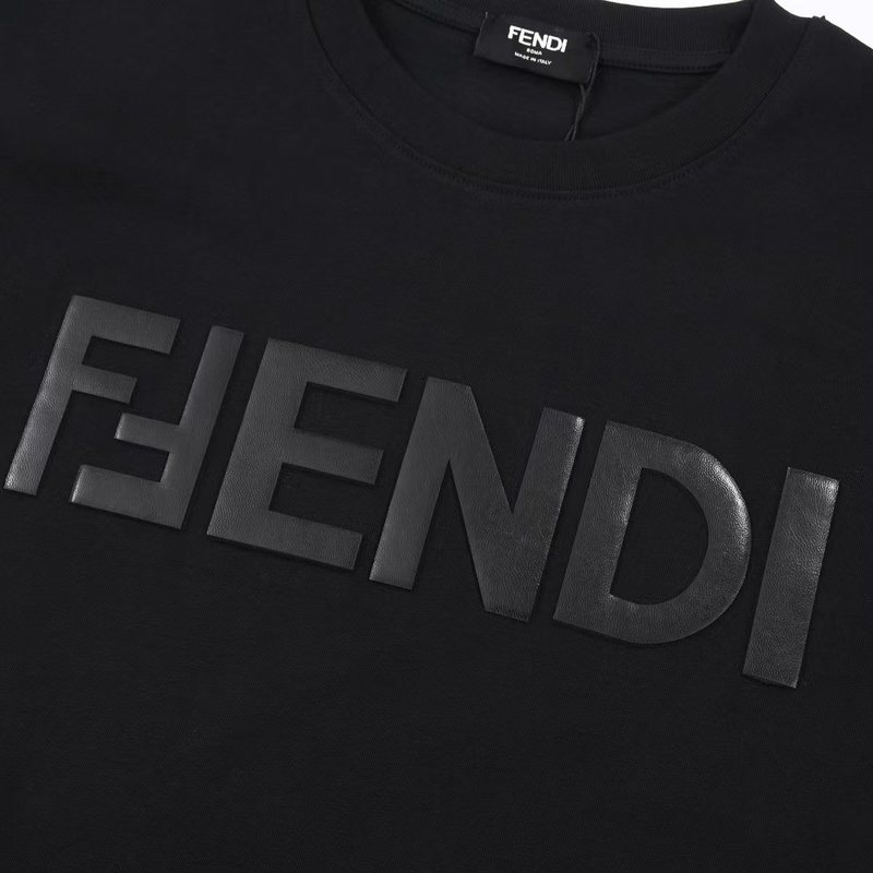 Футболка Fendi The Text Logo Is Large "Black" фото № 8