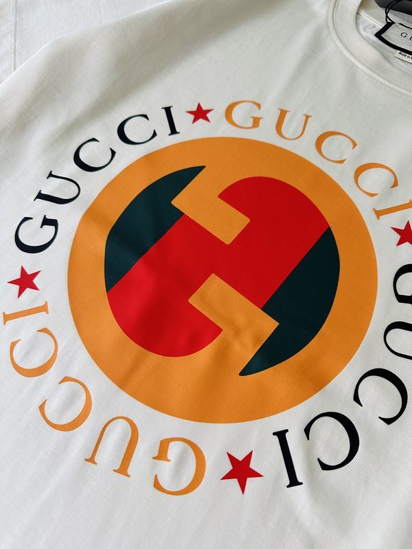 Футболка Gucci With Bright Round Logo "White" фото № 4