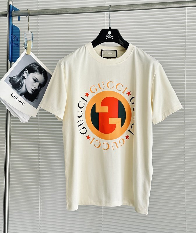 Футболка Gucci With Bright Round Logo "White" фото № 2