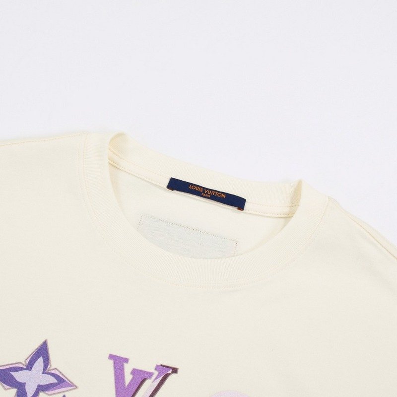 Футболка Louis Vuitton With Purple Emblems "Cream" фото № 7