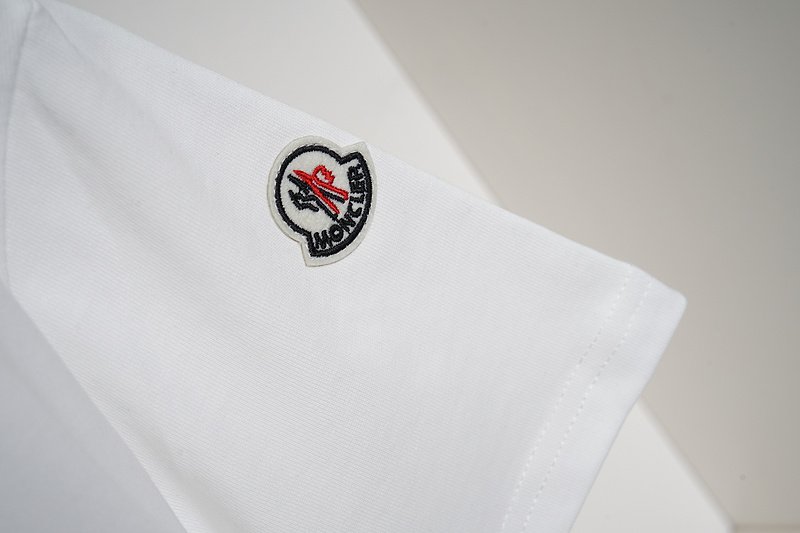 Футболка Moncler Figure From Logo Letters "White" фото № 3