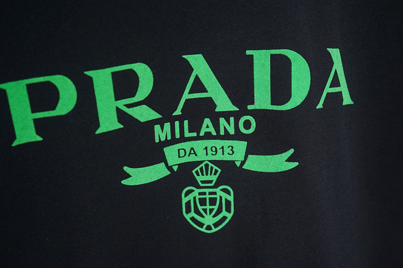 Футболка Prada With Big Green Logo "Black" фото № 4